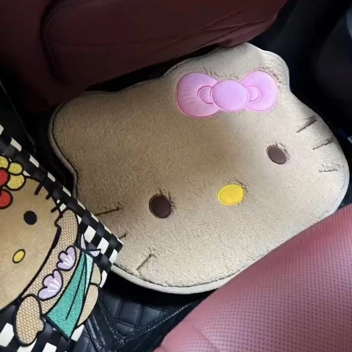 hellokitty车脚垫地毯可爱羊羔绒凯特猫毛绒软萌地垫脚踩车载装饰