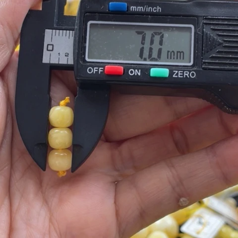 【闪购商品】裸石蜜蜡未镶嵌25号