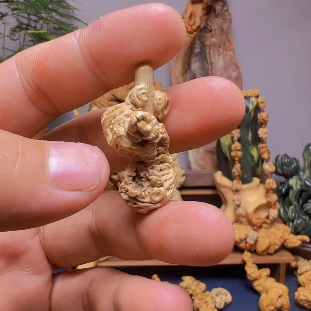 虾***米香榧木降龙木精品小吊坠