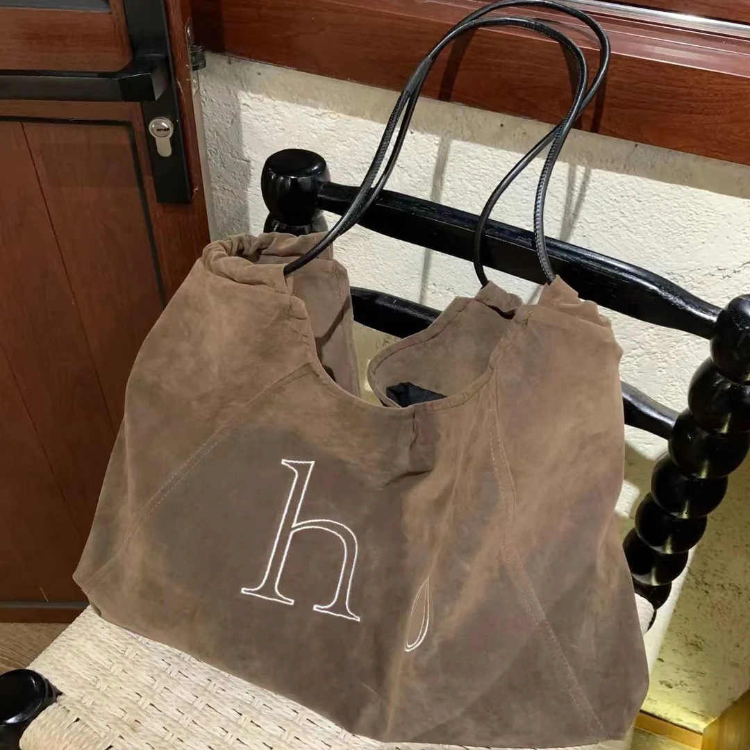 韩系复古麂皮绒托特包女2025新款秋冬大容量单肩包磨砂通勤腋下包