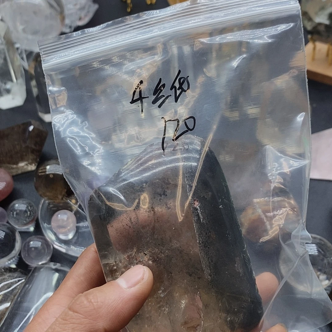 水晶幽灵摆件未镶嵌