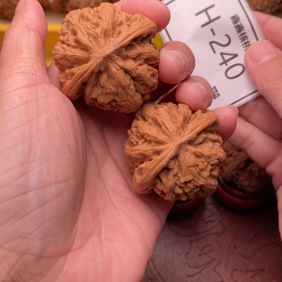 泷***奈把件文玩核桃九龙43