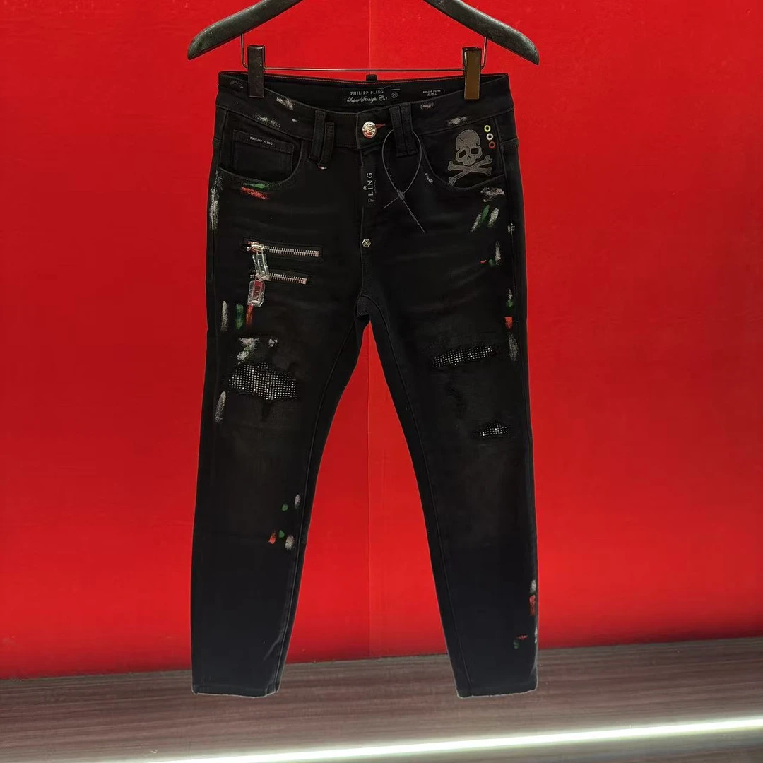 高品质欧货潮牌个性带钻骷髅头修身破洞秋冬男士牛仔裤KPL8806