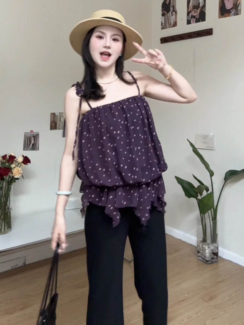 【气质碎花吊带上衣】夏季时尚百搭上衣女休闲网红无袖设计感25082