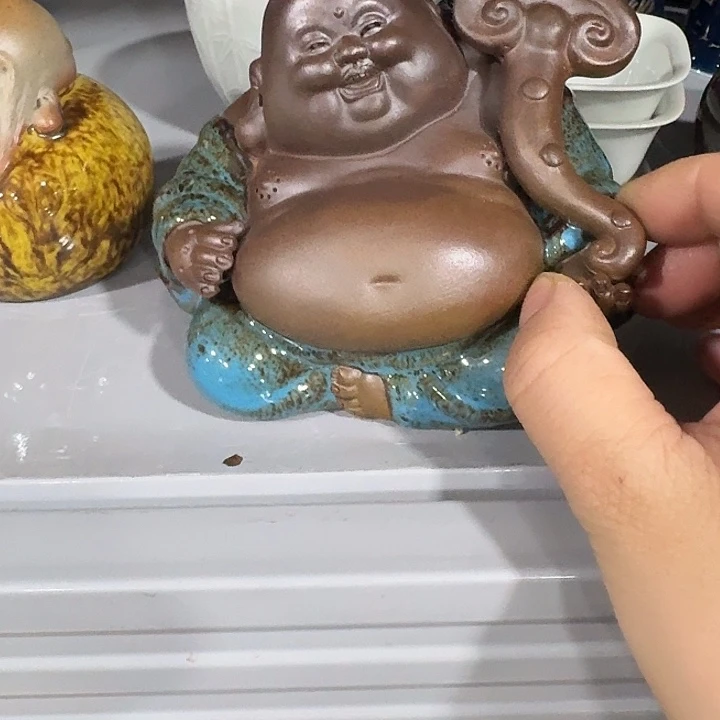 主人杯一个，瓷。。瓷