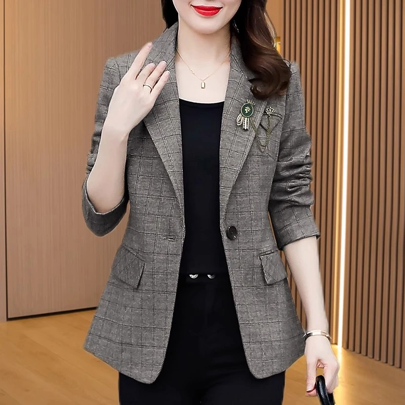 小西装外套女春秋2025新款小个子时尚高级感品牌洋气女士格子西服