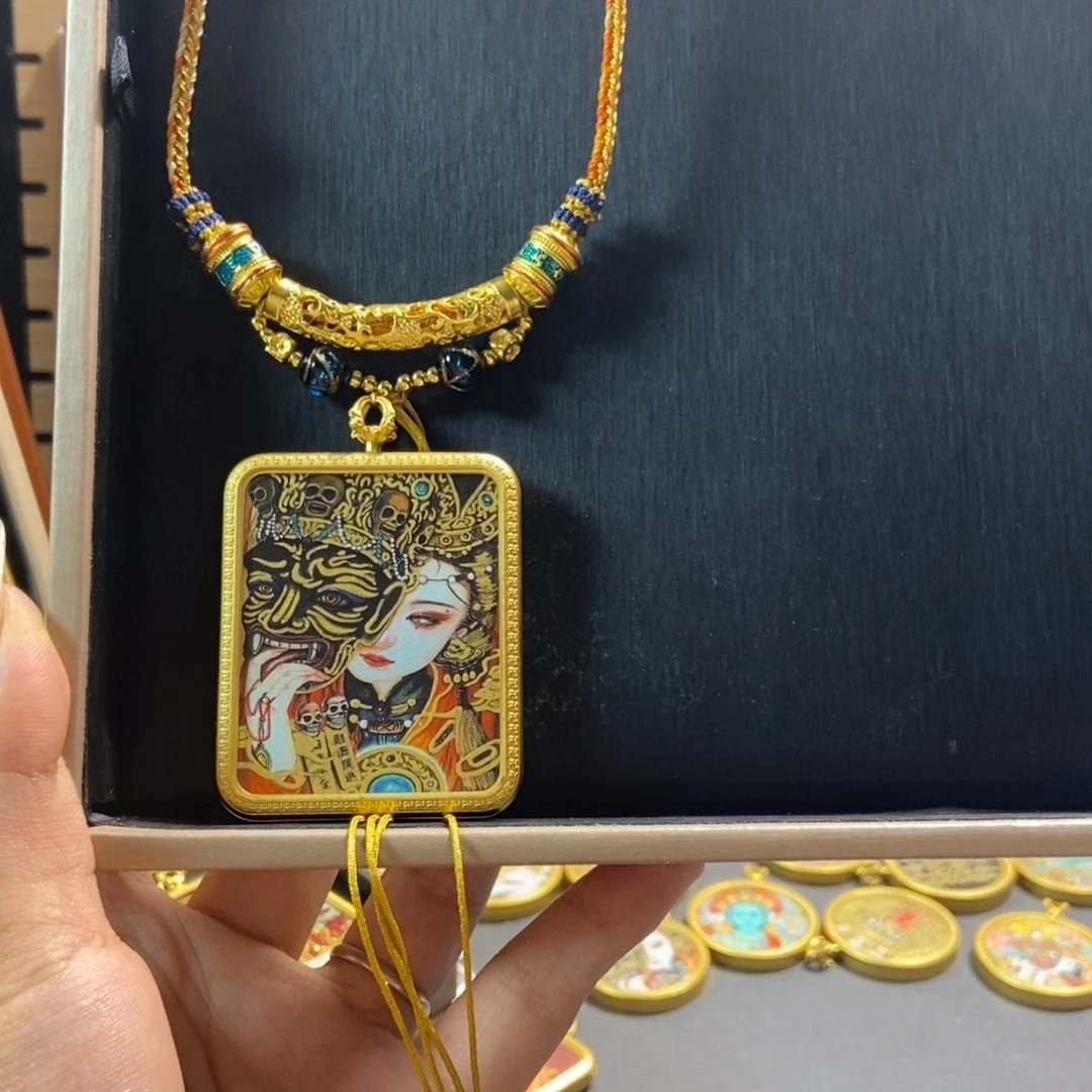 k***佳吊坠美丽的唐卡漂亮结缘