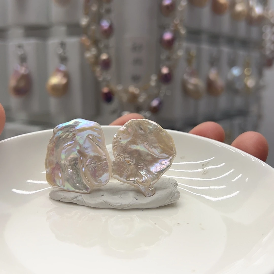 淡水珍珠银S925镶嵌耳饰