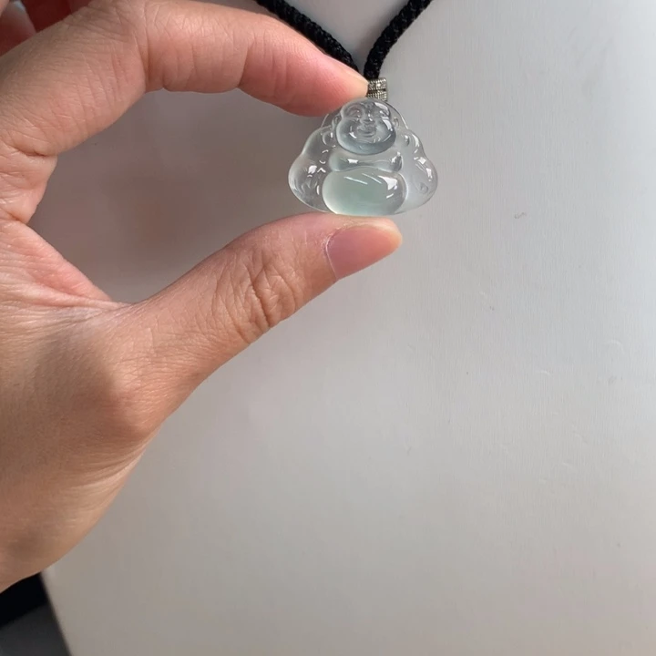 颈饰未镶嵌翡翠…..