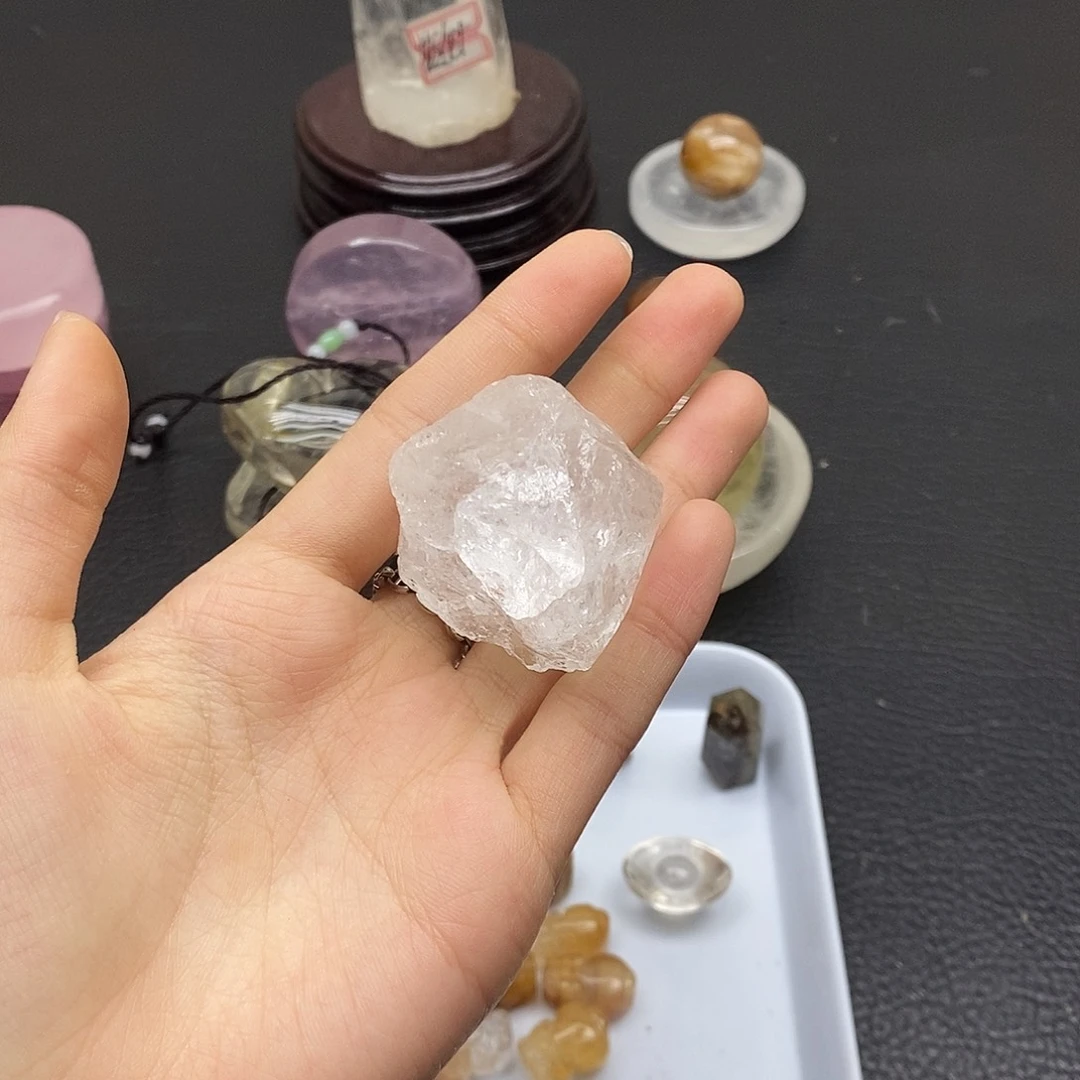 未镶嵌水晶珠宝半成品68水晶石
