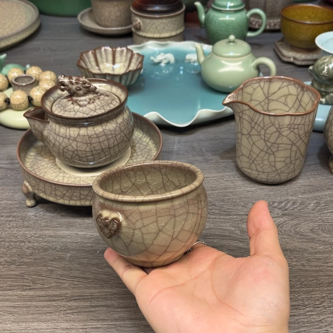 陈卫星  传世哥窑