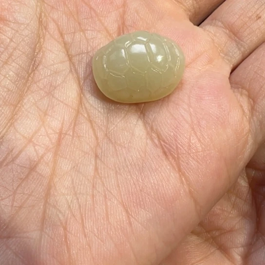 和田玉未镶嵌颈饰若羌挂件