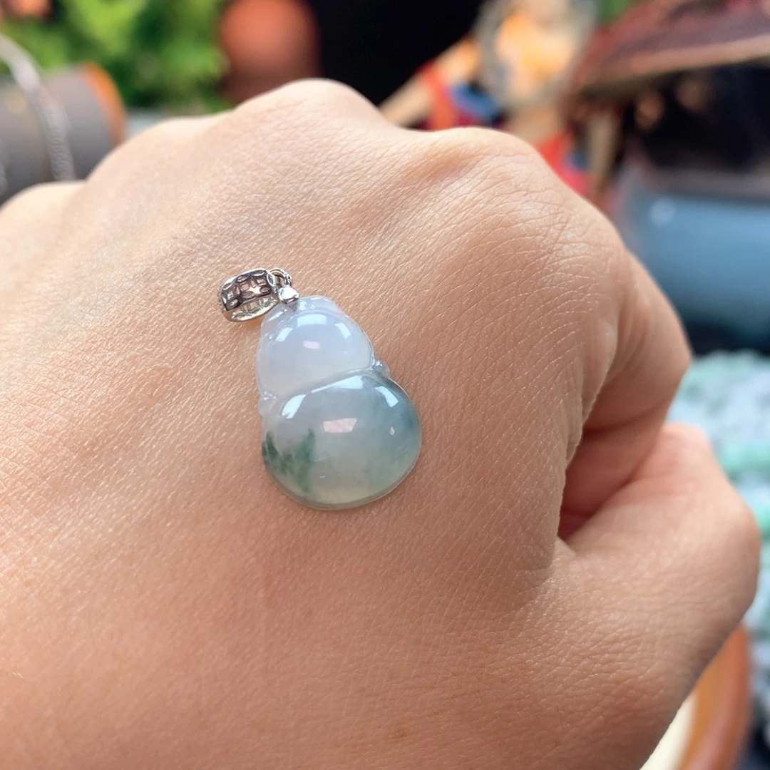 颈饰银S925镶嵌翡翠