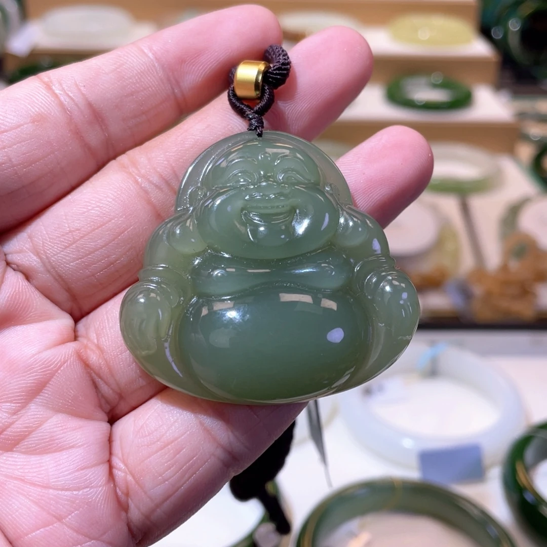 和田玉未镶嵌颈饰高冰湖水绿佛公