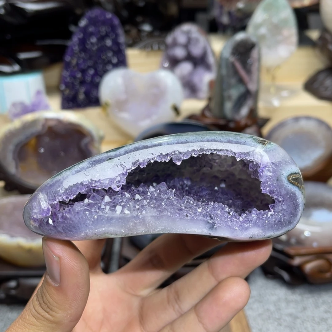 水晶大型摆件未镶嵌