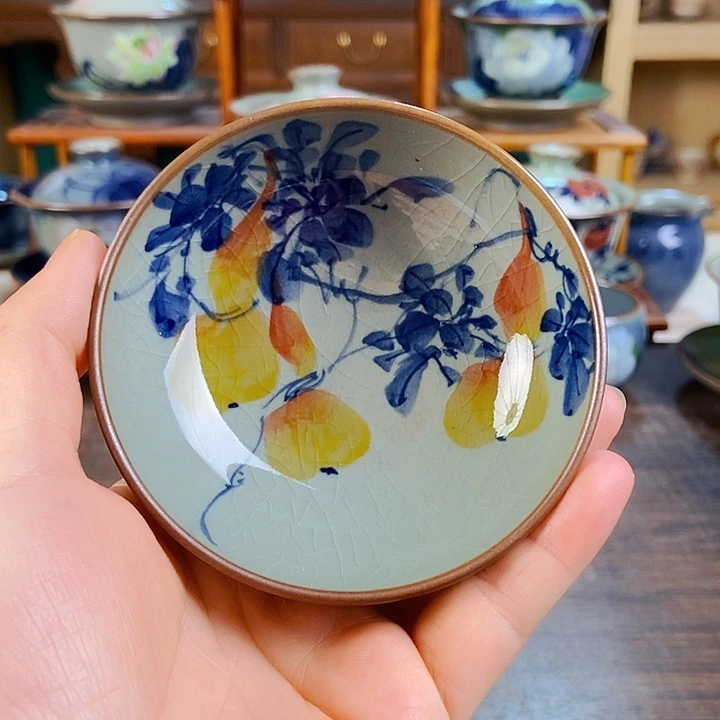 瓷片手工制作工艺精湛等