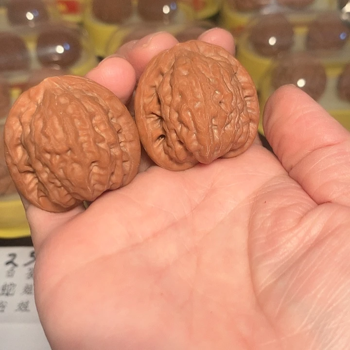 文玩核桃吊坠3.67尺雨点