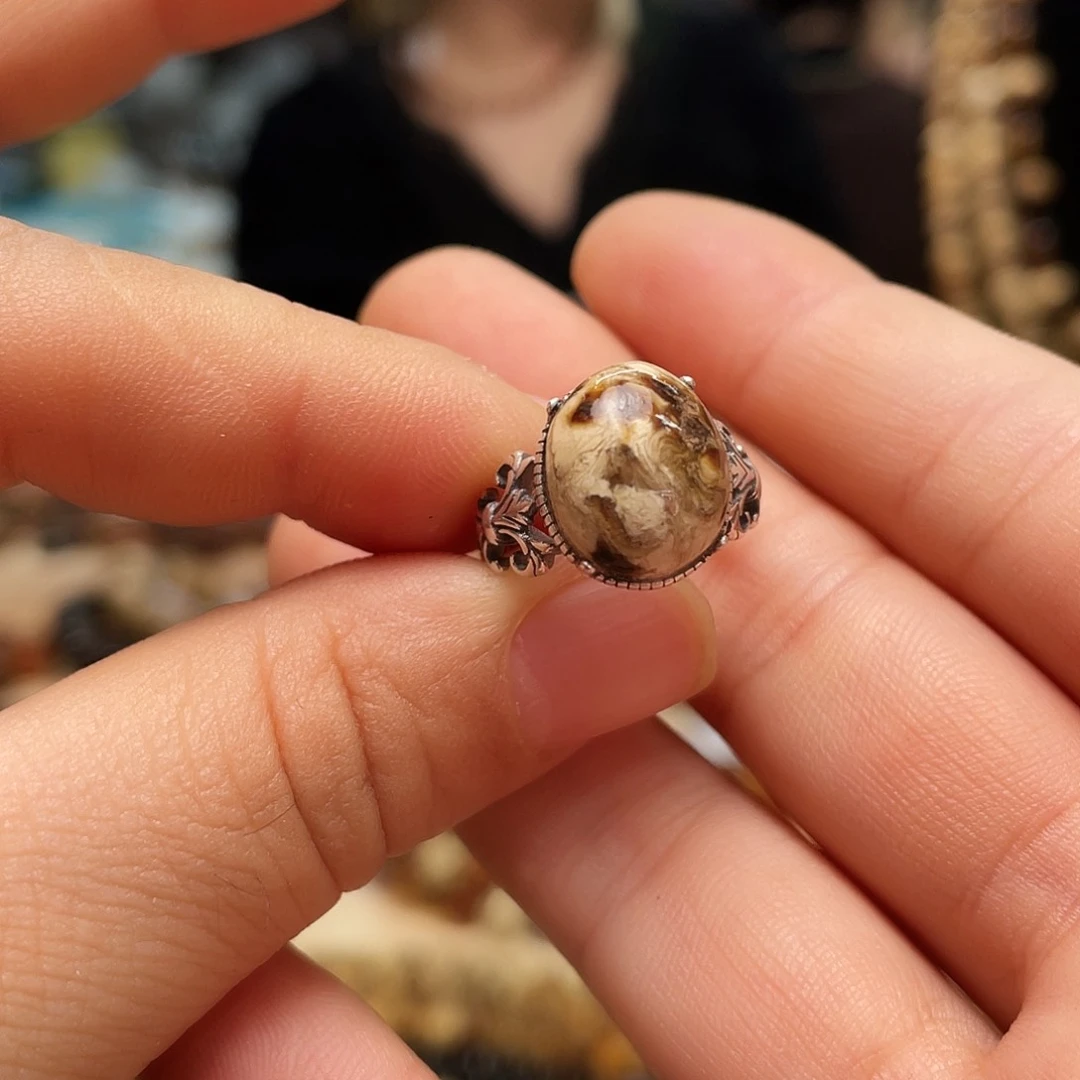 琥珀裸石未镶嵌大