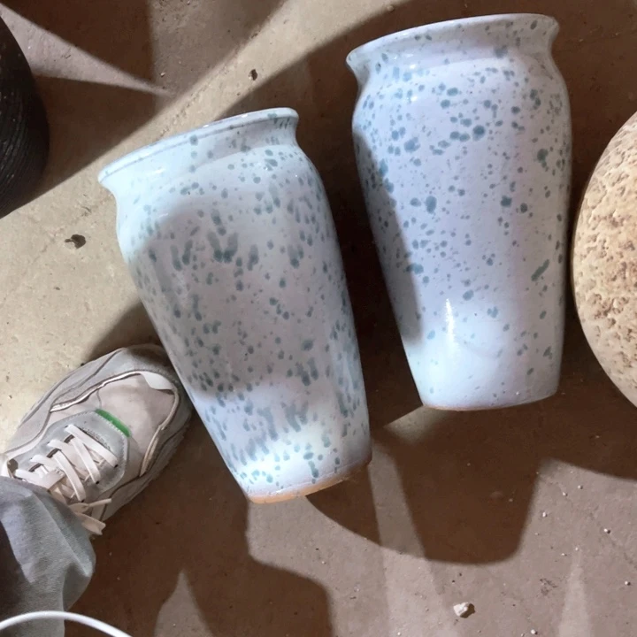 紫砂花盆口径15高度27两只正品