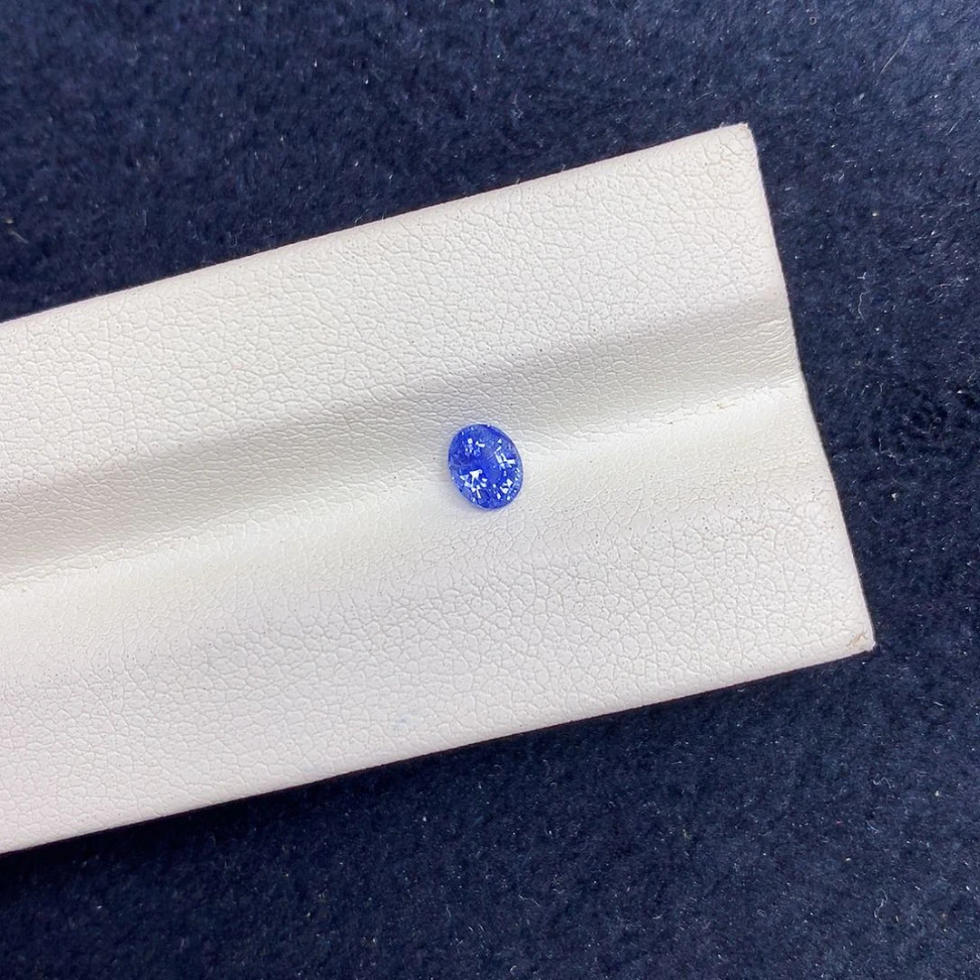 蓝宝石裸石未镶嵌4✖️5