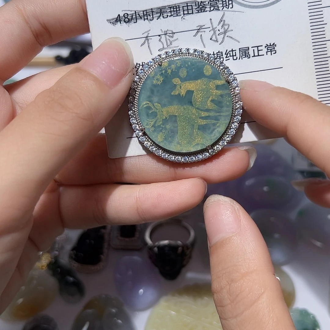 翡翠未镶嵌颈饰天然A货翡翠