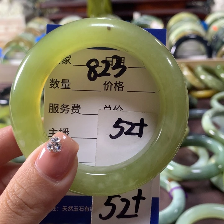 蛇纹石玉未镶嵌手镯823