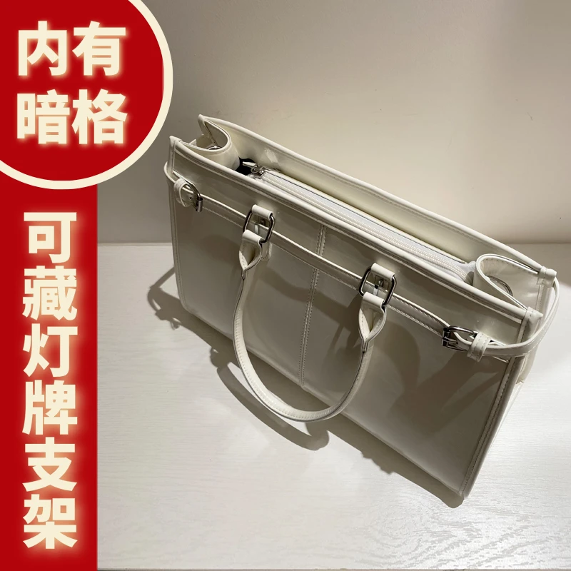 90后老阿姨送痛包藏灯牌支架应援包演唱会藏相机暗格包线下追星包