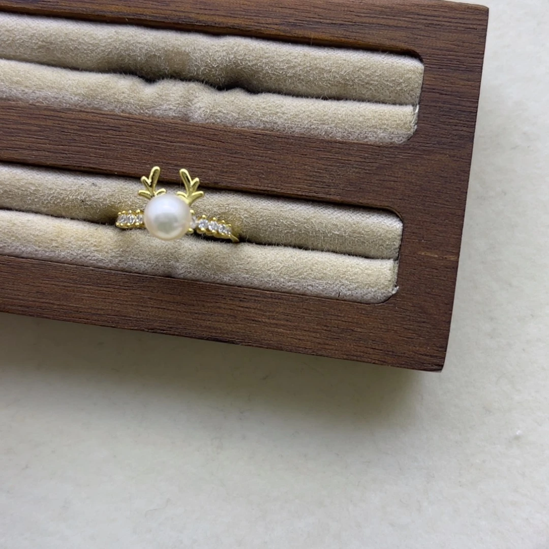 银S925镶嵌淡水珍珠戒指