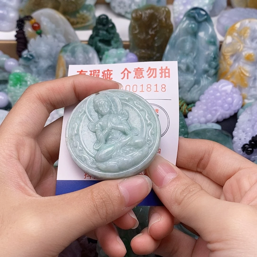 吊坠(不含链)未镶嵌翡翠