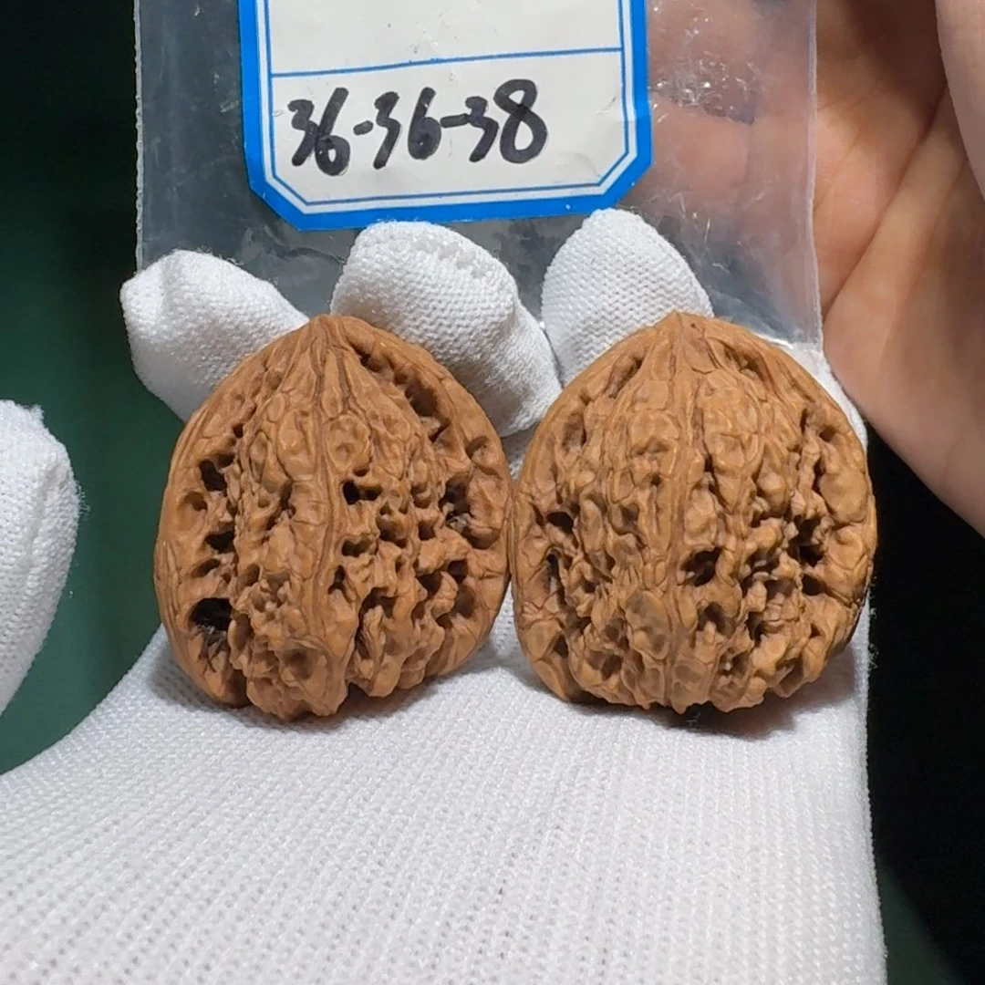 s***a吊坠文玩核桃南疆手拨29