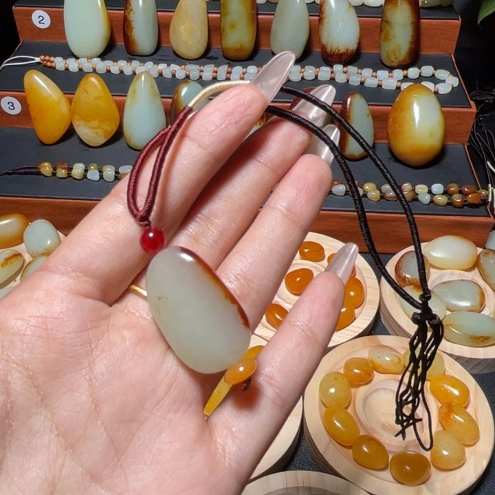 手链未镶嵌和田玉