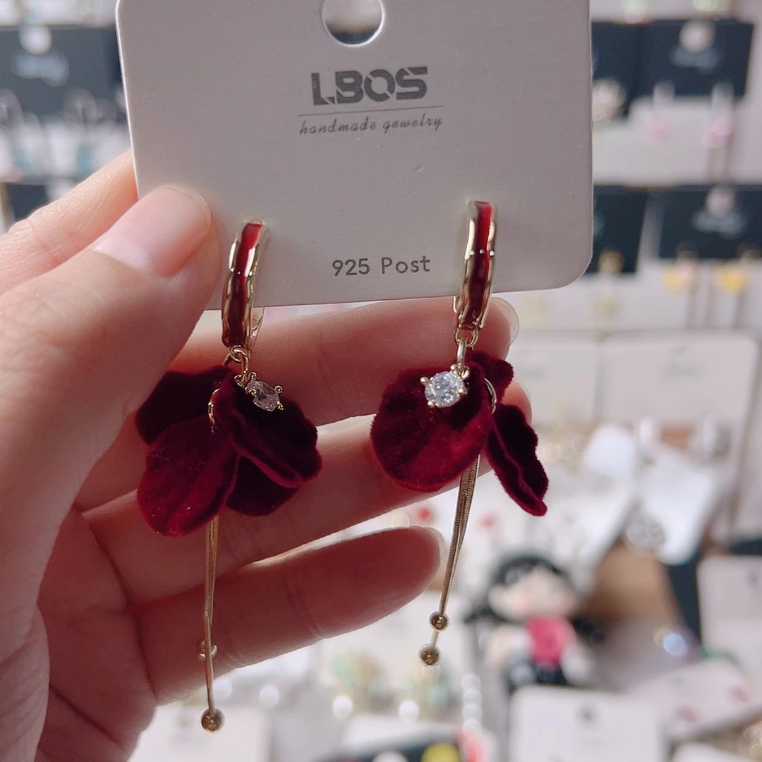 锆石纯铜合金耳环的