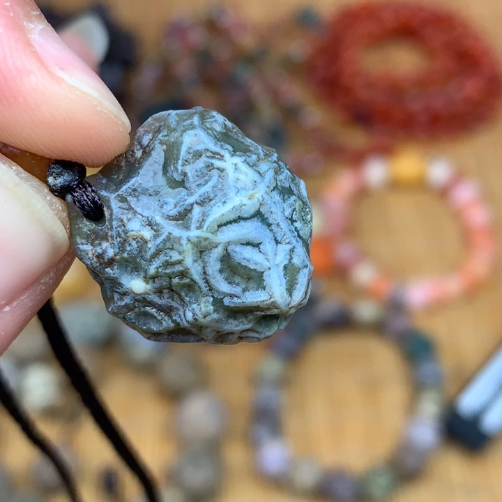 玛瑙/玉髓未镶嵌珠宝半成品