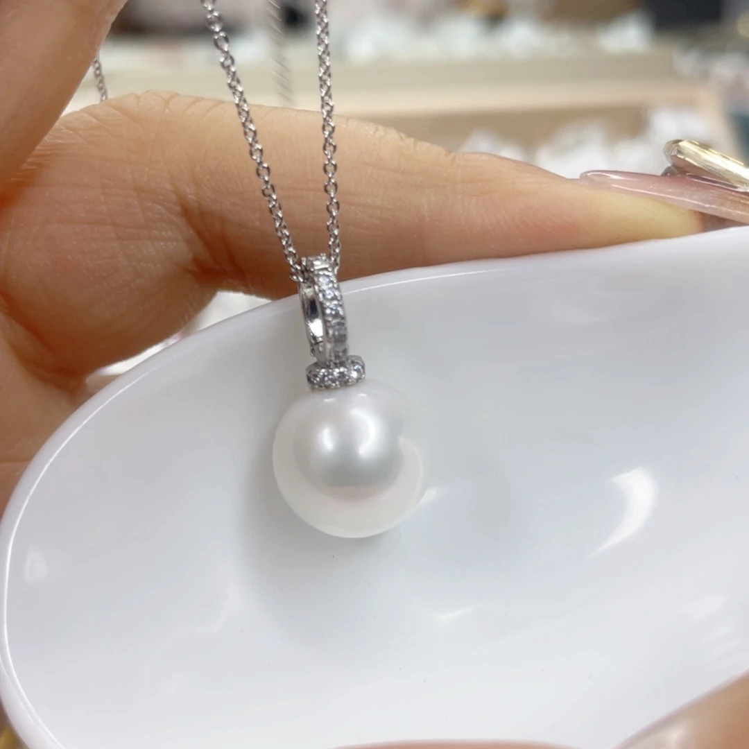 淡水珍珠未镶嵌吊坠(赠链)