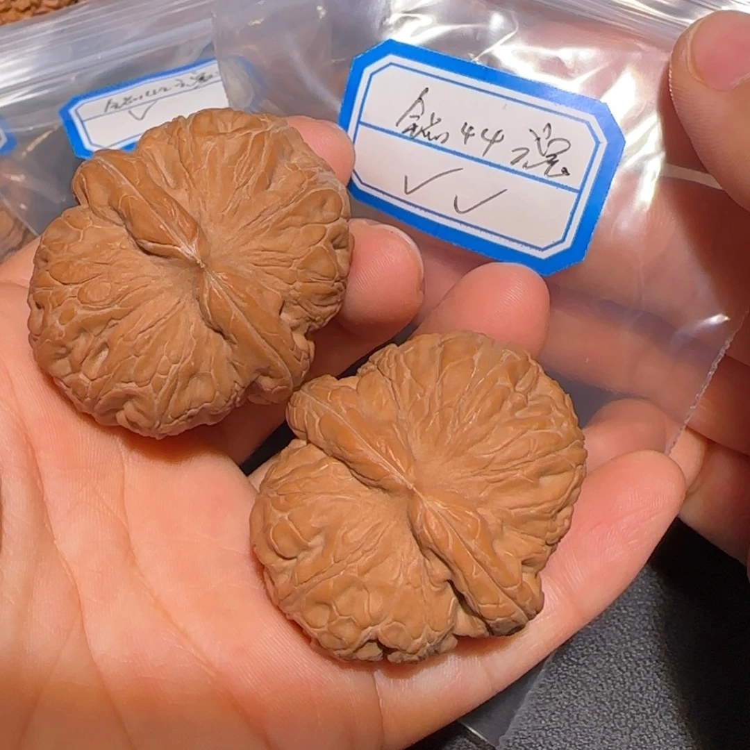 把件文玩核桃飞飞飞飞