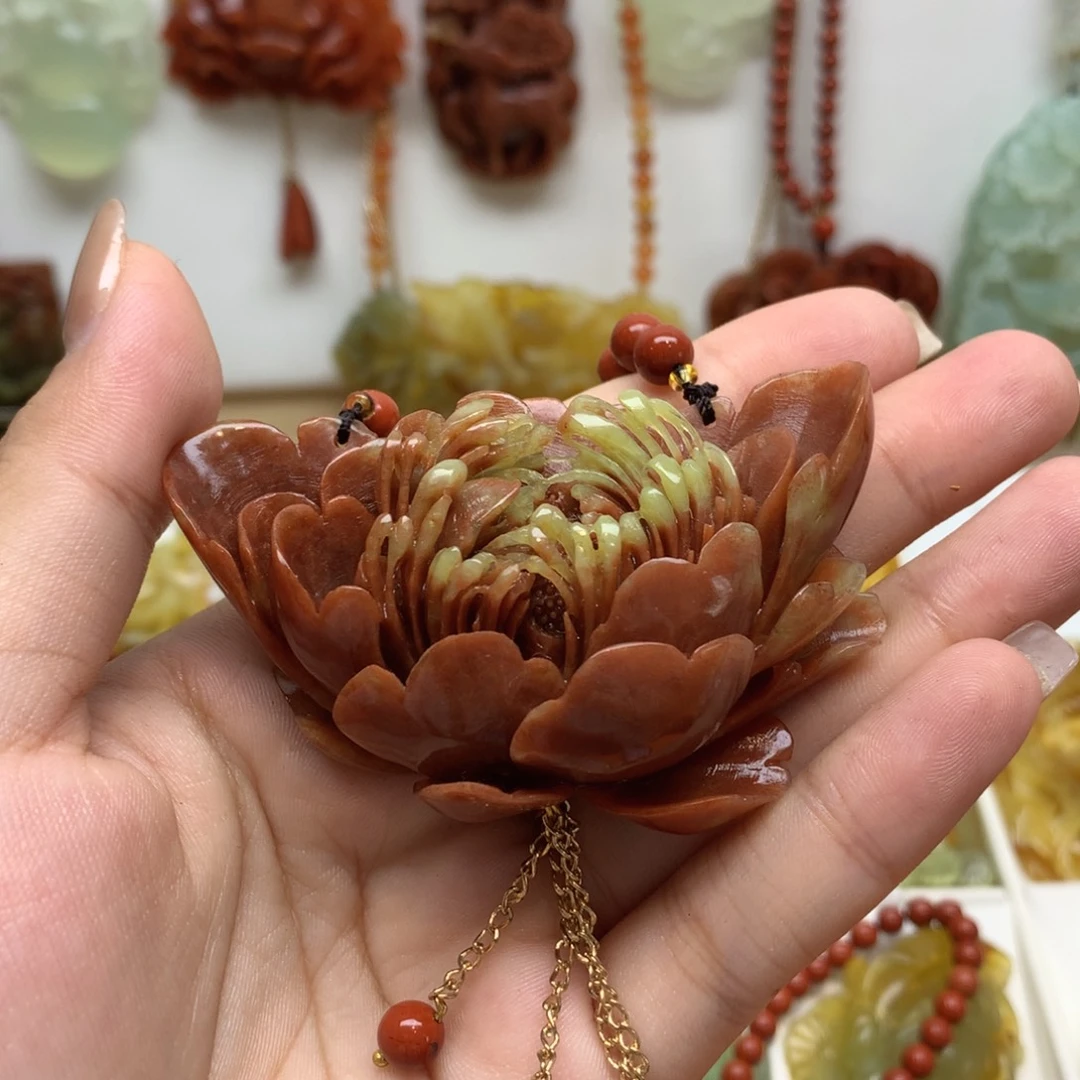 善***阁蛇纹石玉未镶嵌颈饰