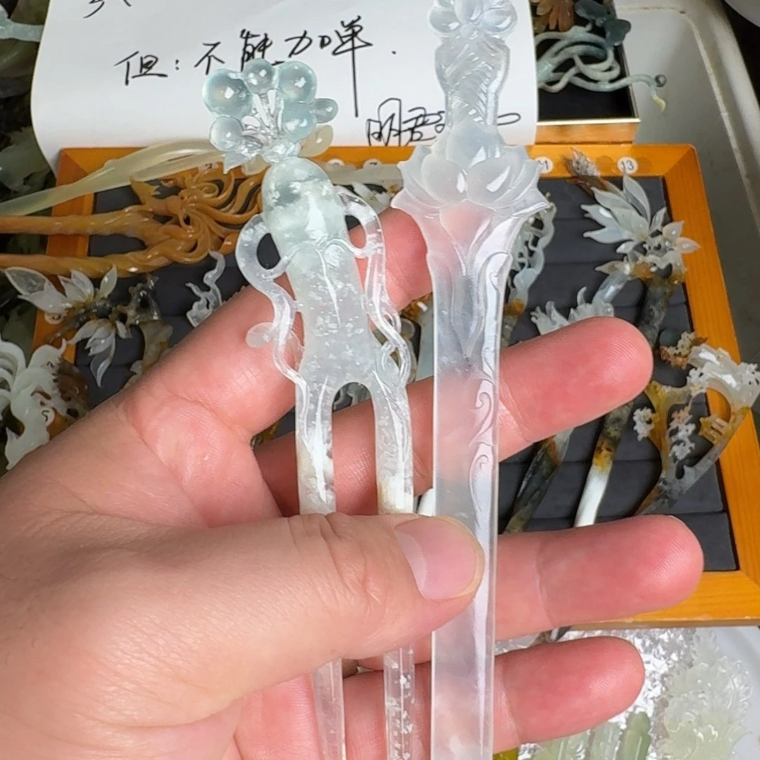 辟***禄蛇纹石玉未镶嵌发饰