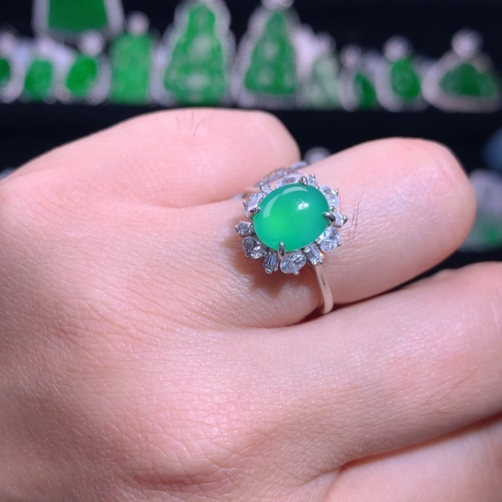 【闪购商品】颈饰银S925镶嵌翡翠天然翡翠