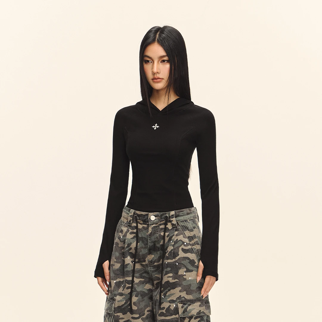 CLIMAX VISION亲肤舒弹肌理感十字花紧身指孔袖连帽打底长袖T恤女