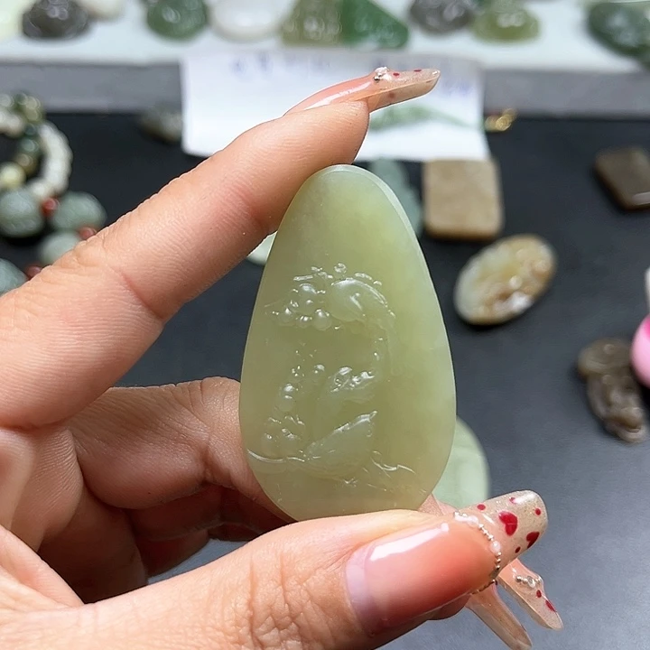 【闪购商品】和田玉颈饰未镶嵌准****宝