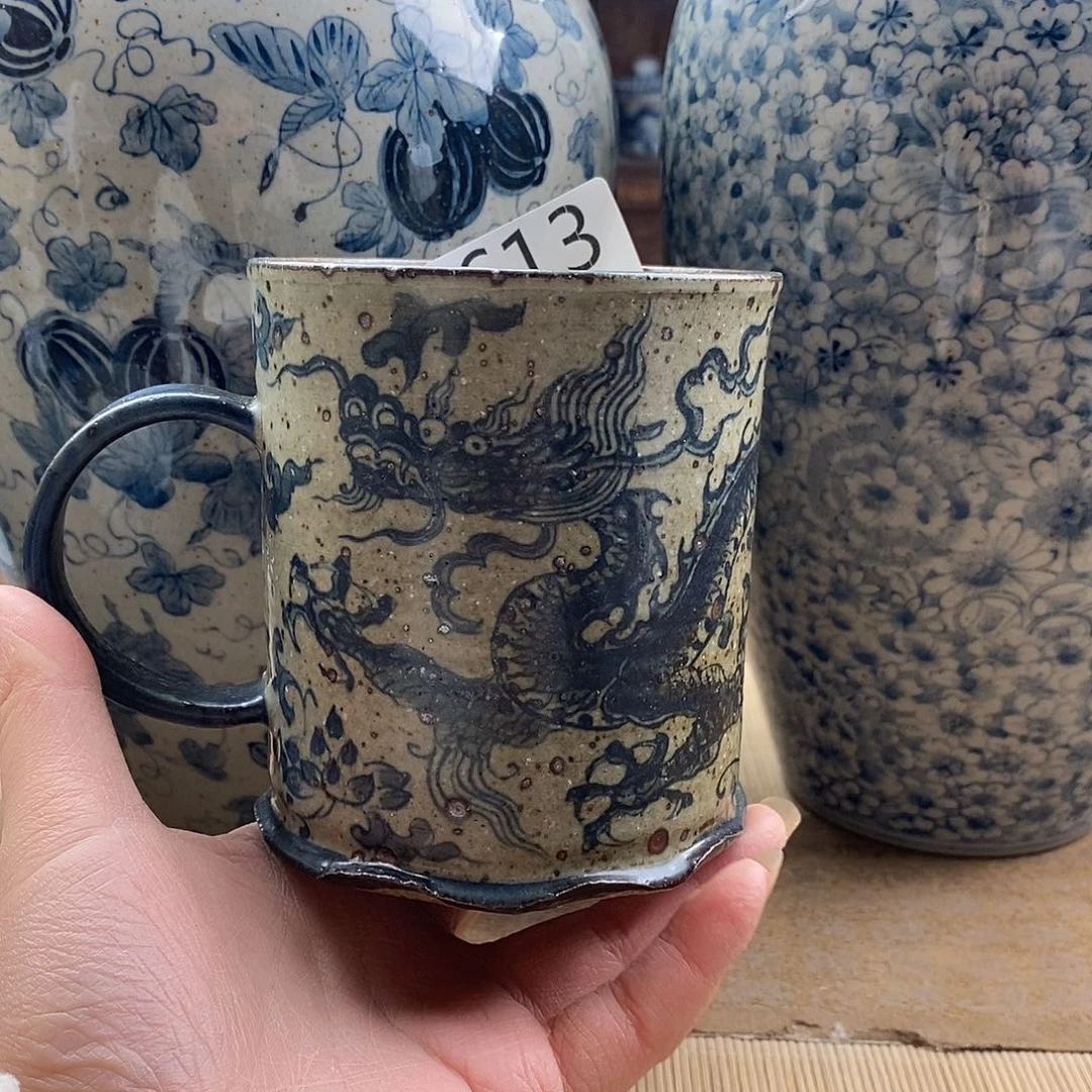 ?****过手工手绘青花陶瓷