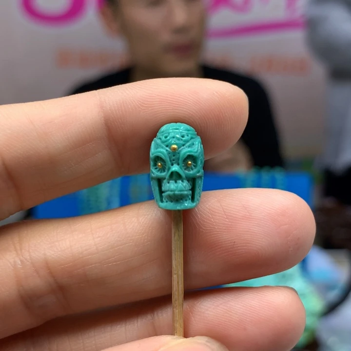 绿松石配饰未镶嵌