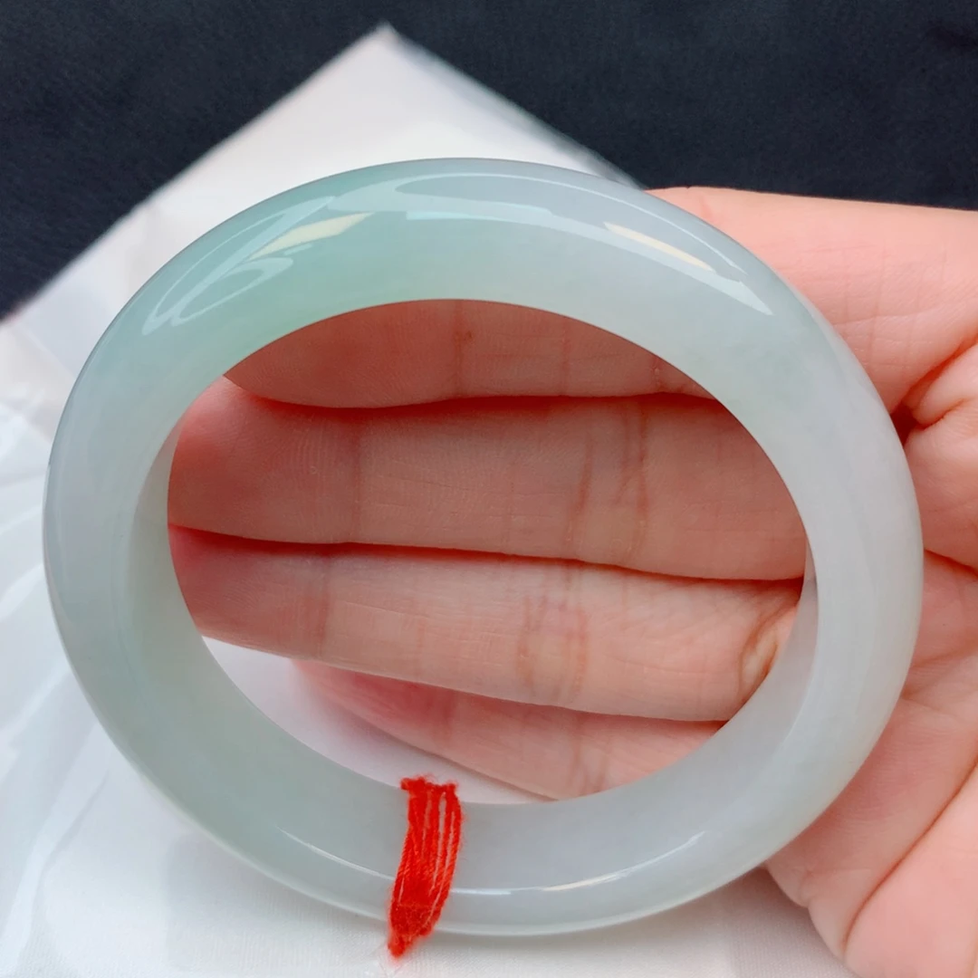 翡翠未镶嵌手镯56.9圈 细糯冰晴水底宽镯