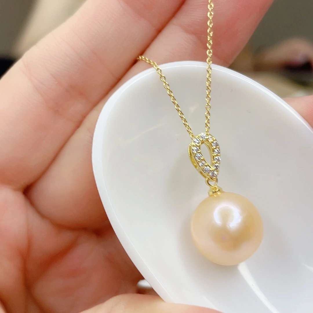 淡水珍珠未镶嵌吊坠(赠链)