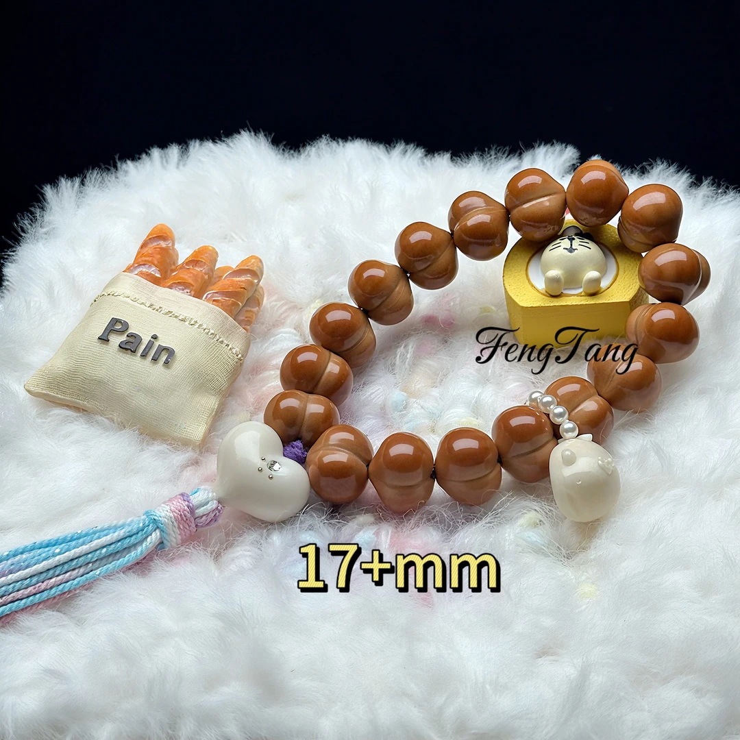 屁桃【手持】17+16+15+全品聚宝盆料精雕女生手持猴头文玩