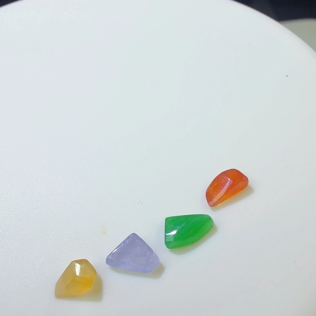 翡翠裸石随行一组