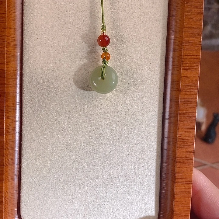 和田玉未镶嵌颈饰和田玉 012