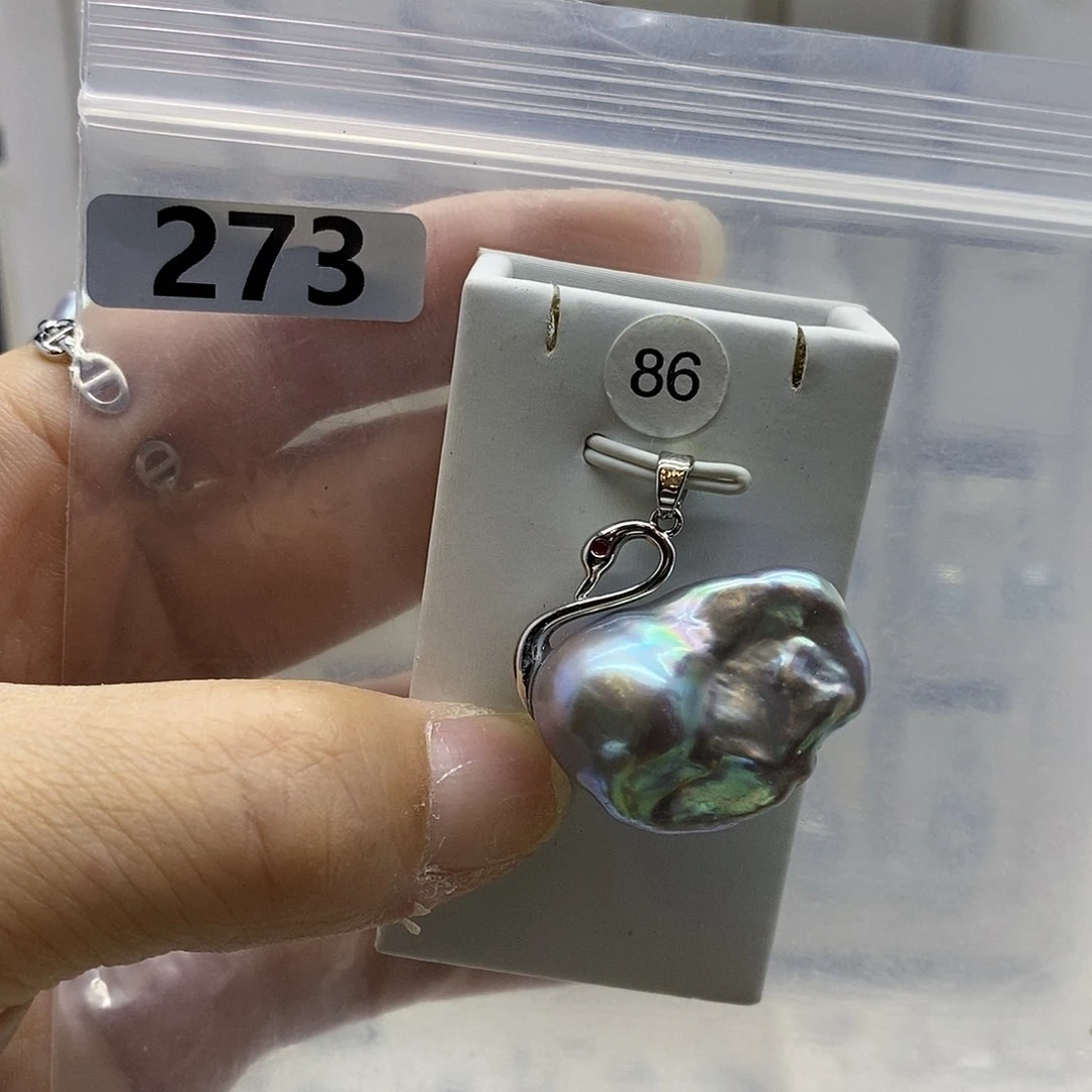 合金耳饰淡水珍珠