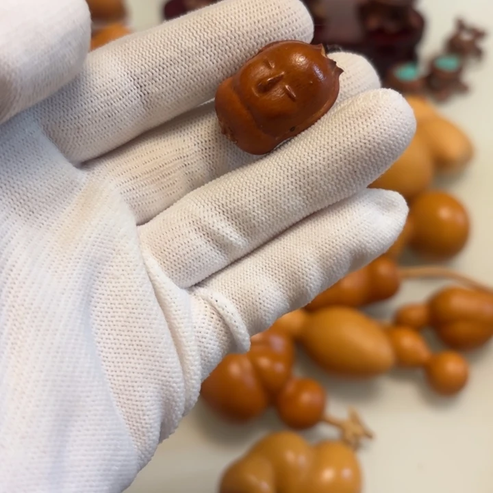 ****童天然手捻老皮葫芦