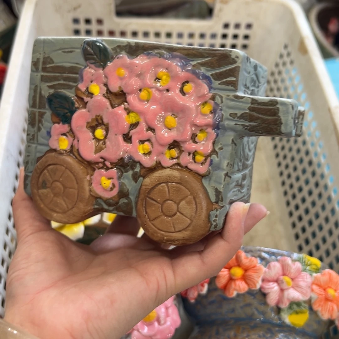 花盆拍满20元发货，退款拉黑